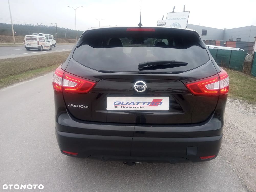 Nissan Qashqai 1.2 DIG-T N-Vision - 10