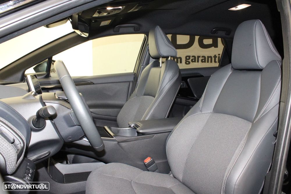 Toyota bZ4X 71,4 kWh Exclusive - 29