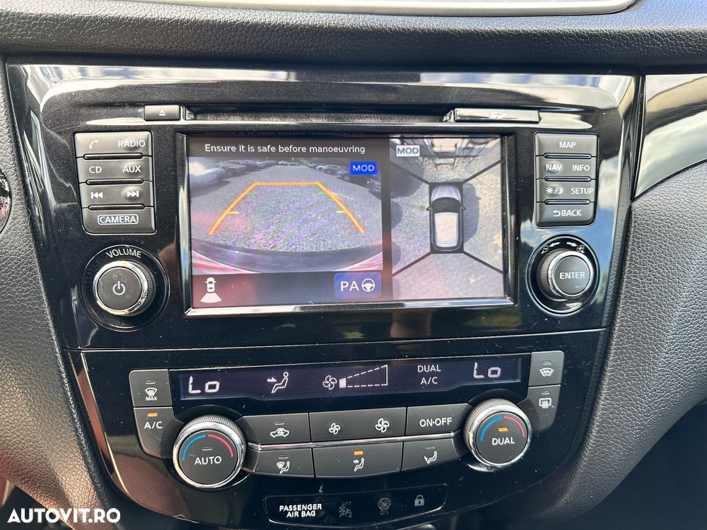 Nissan Qashqai 1.6 DIG-T TEKNA - 18