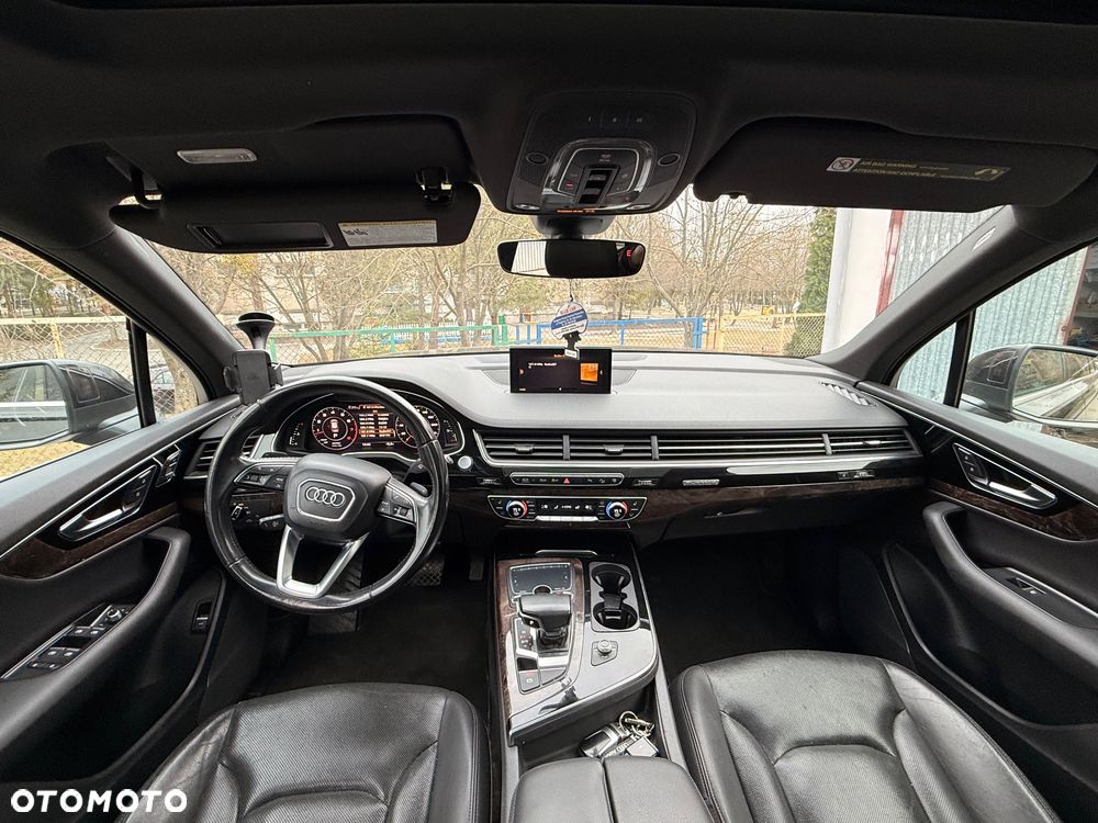 Audi Q7 - 19