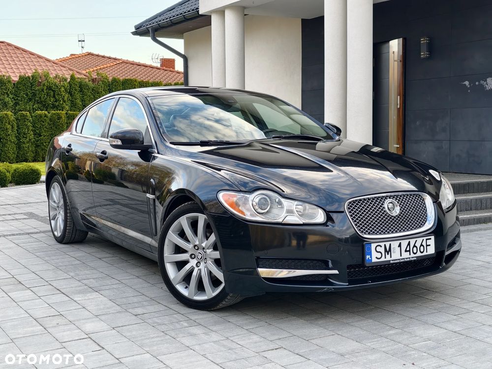 Jaguar XF 2.7 V6 D Luxury - 1