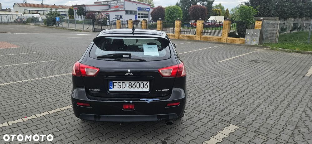 Mitsubishi Lancer 1.8 Invite - 6