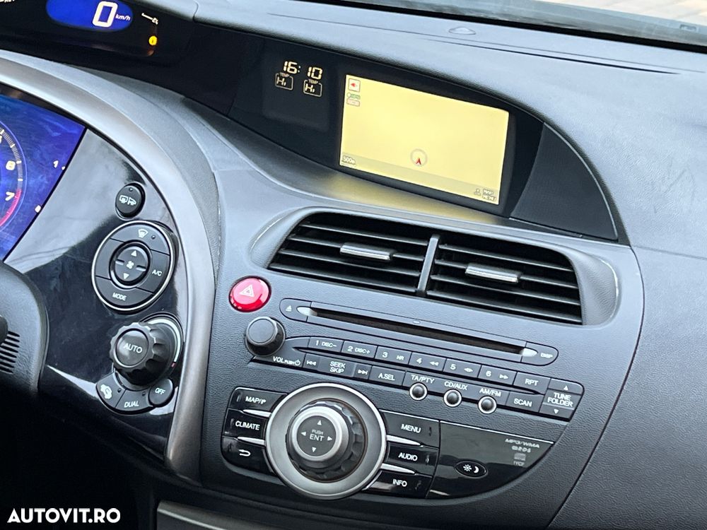 Honda Civic 1.8i-VTEC Executive - 8