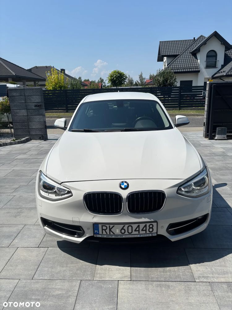 BMW Seria 1 116i Sport Line - 2