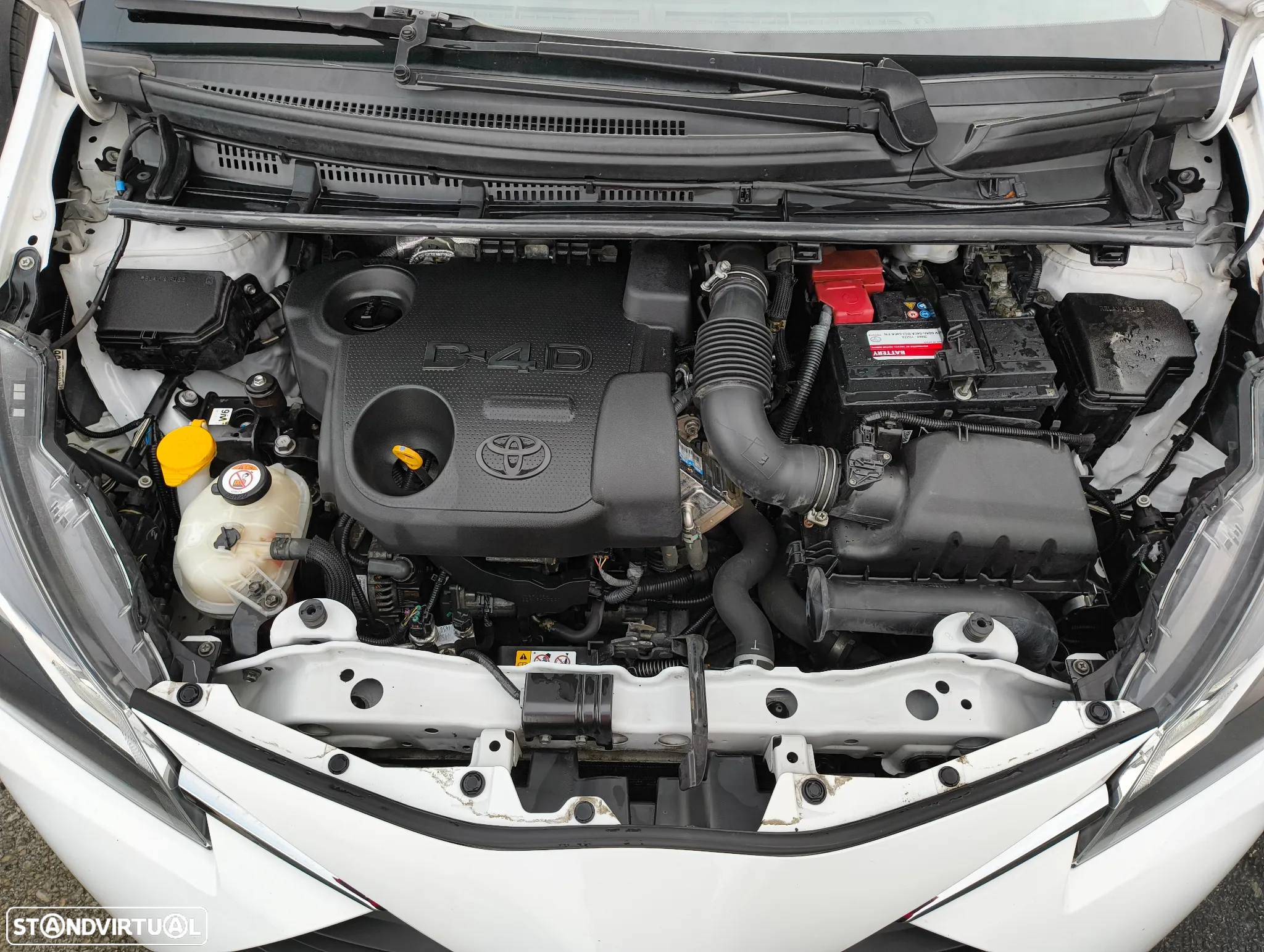 Toyota Yaris 1.4 D-4D ACtive+AC - 16