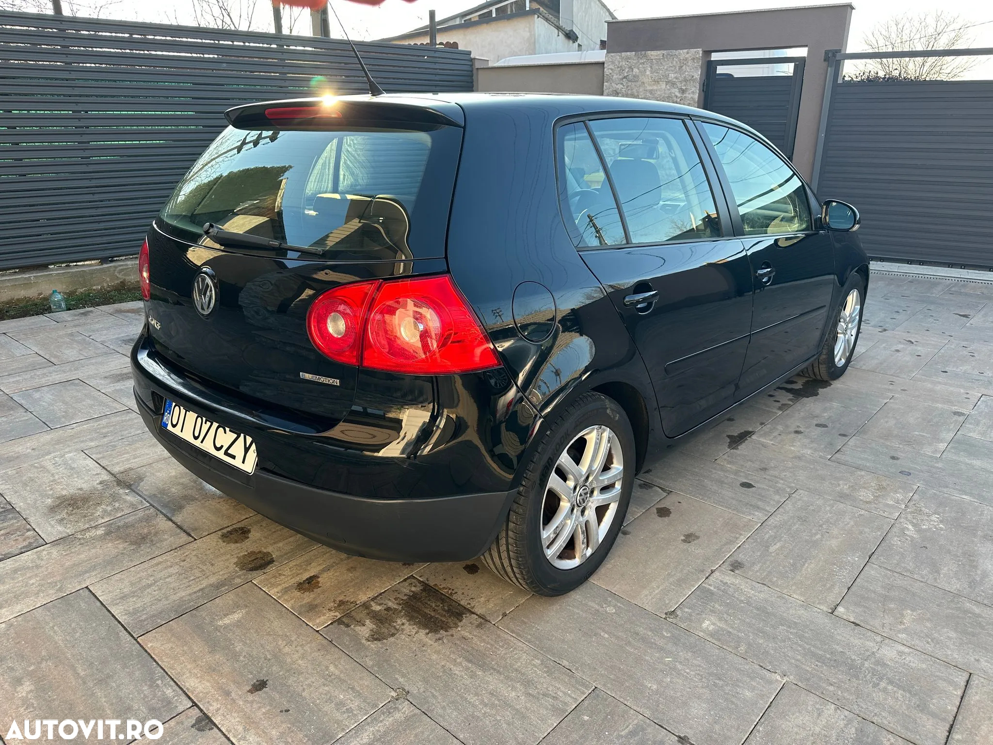 Volkswagen Golf 1.9 TDI Comfortline DPF - 6