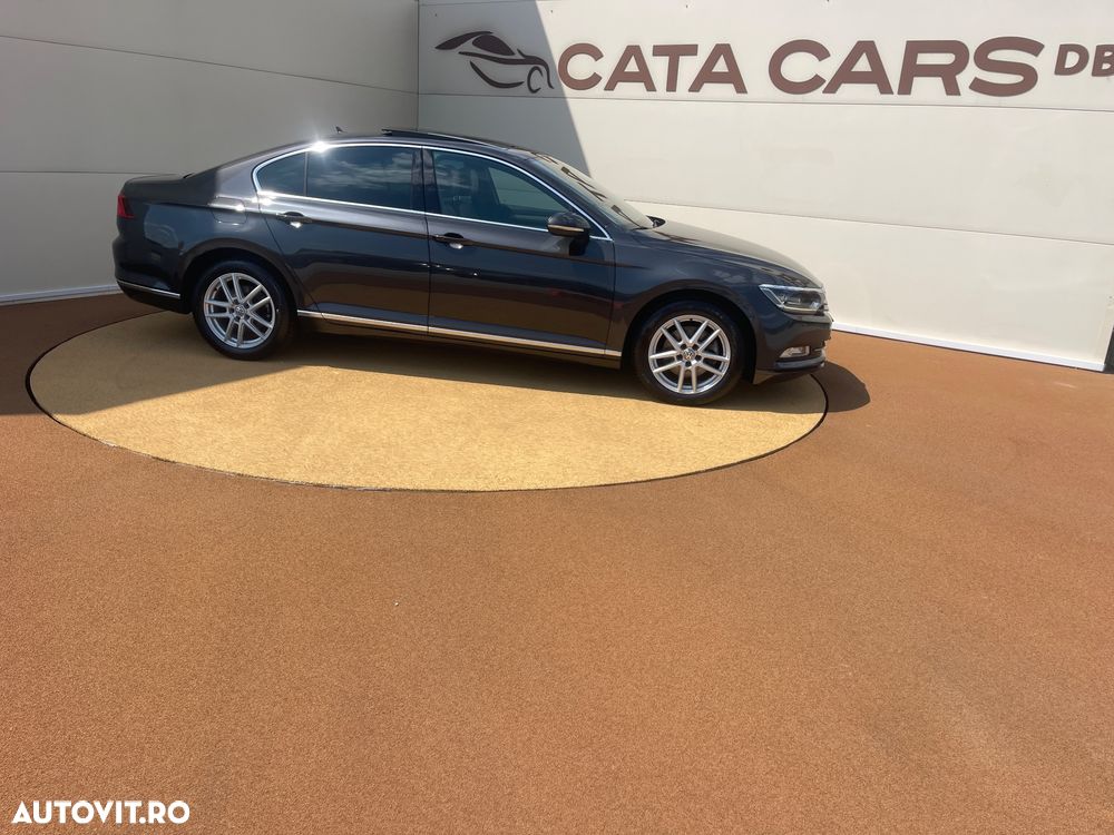 Volkswagen Passat 2.0 TDI DSG (BlueMotion Technology) Highline - 17