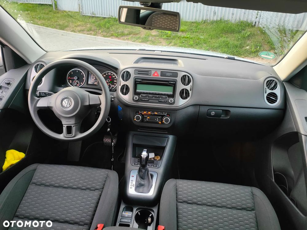 Volkswagen Tiguan - 16