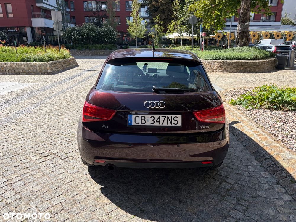 Audi A1 Sportback 1.2 TFSI Attraction - 2