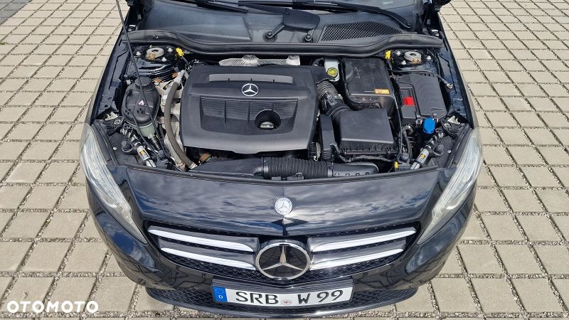 Mercedes-Benz Klasa A 180 CDI (BlueEFFICIENCY) Urban - 24