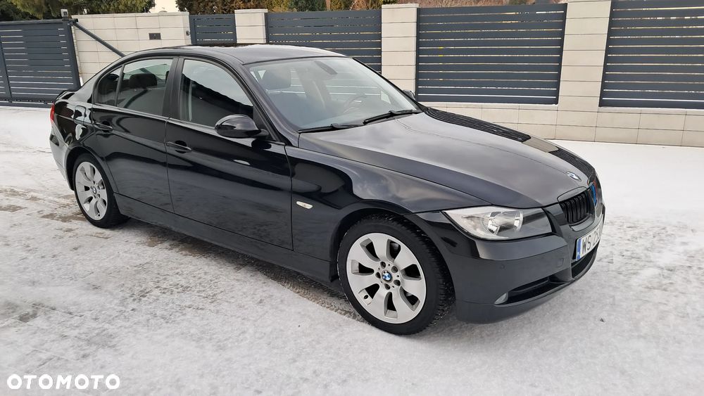 BMW Seria 3 320i - 16