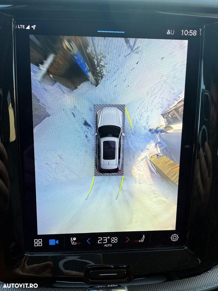 Volvo XC 60 B4 D Plus Dark - 13