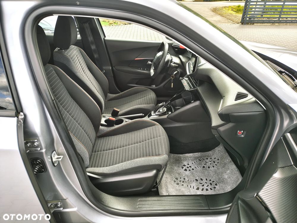 Peugeot 2008 1.5 BlueHDi Allure Pack S&S EAT8 - 20