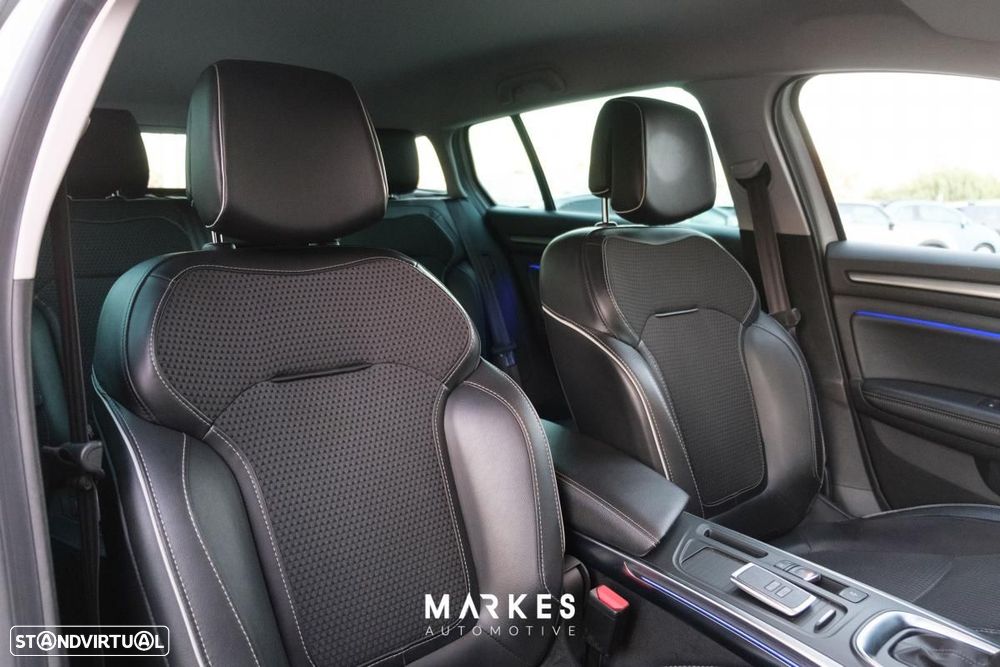 Renault Mégane 1.5 Blue dCi Bose Edition EDC - 24