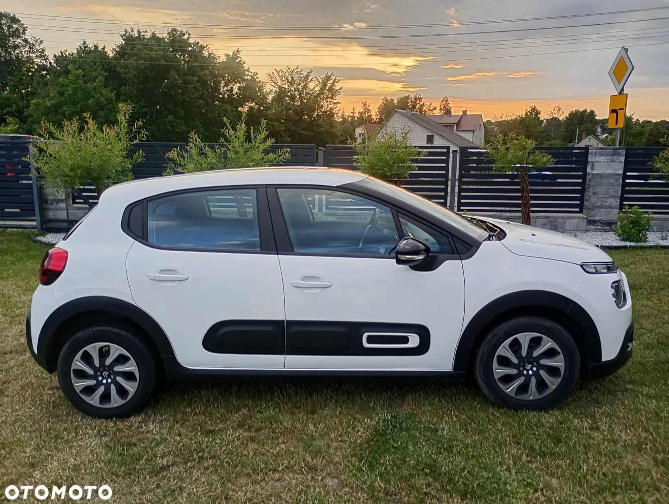 Citroën C3 1.5 BlueHDi Live - 17