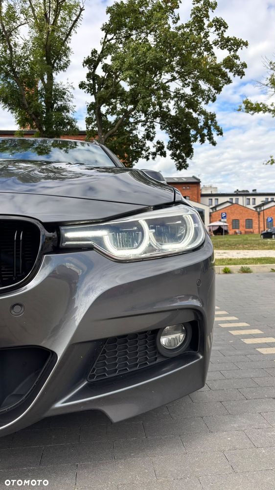 BMW Seria 3 318d M Sport - 12