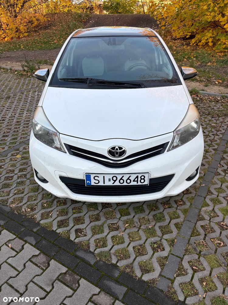 Toyota Yaris - 4