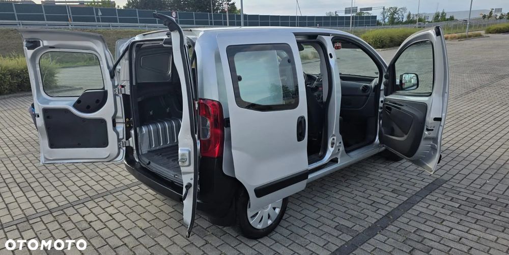 Fiat Fiorino Kombi 1.3 MJ Adventure - 14