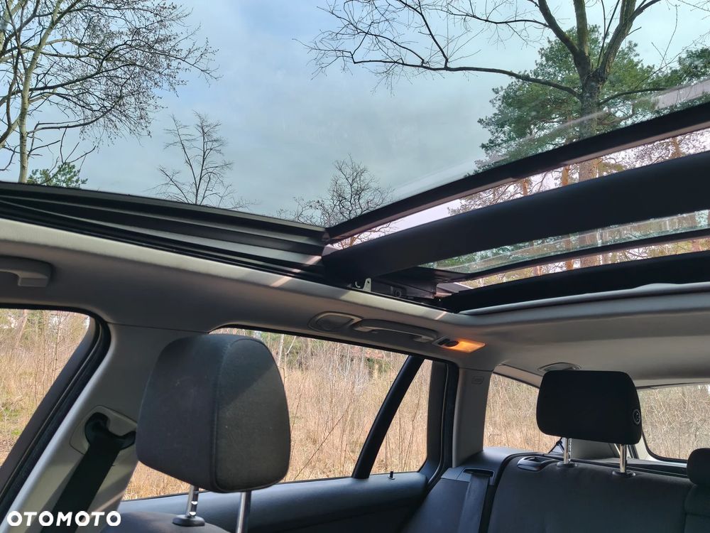 BMW Seria 3 318i - 17