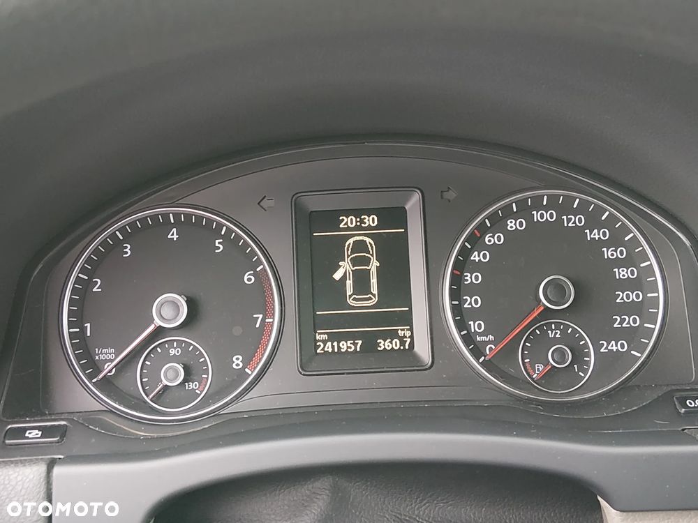 Volkswagen Golf Plus 1.6 Comfortline DSG - 18