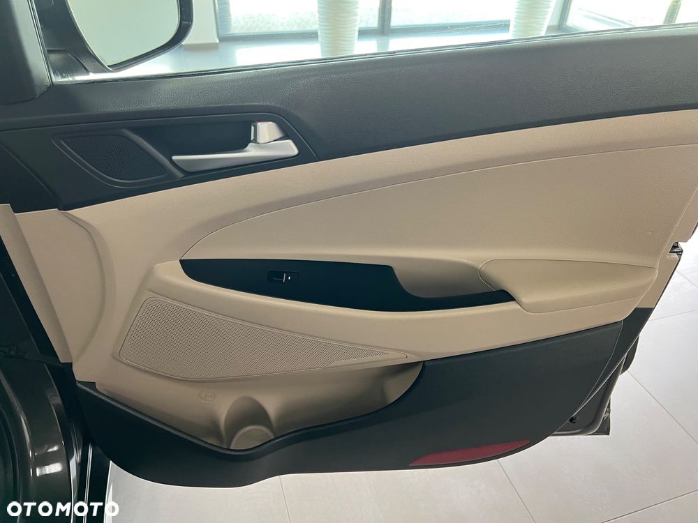 Hyundai Tucson - 38