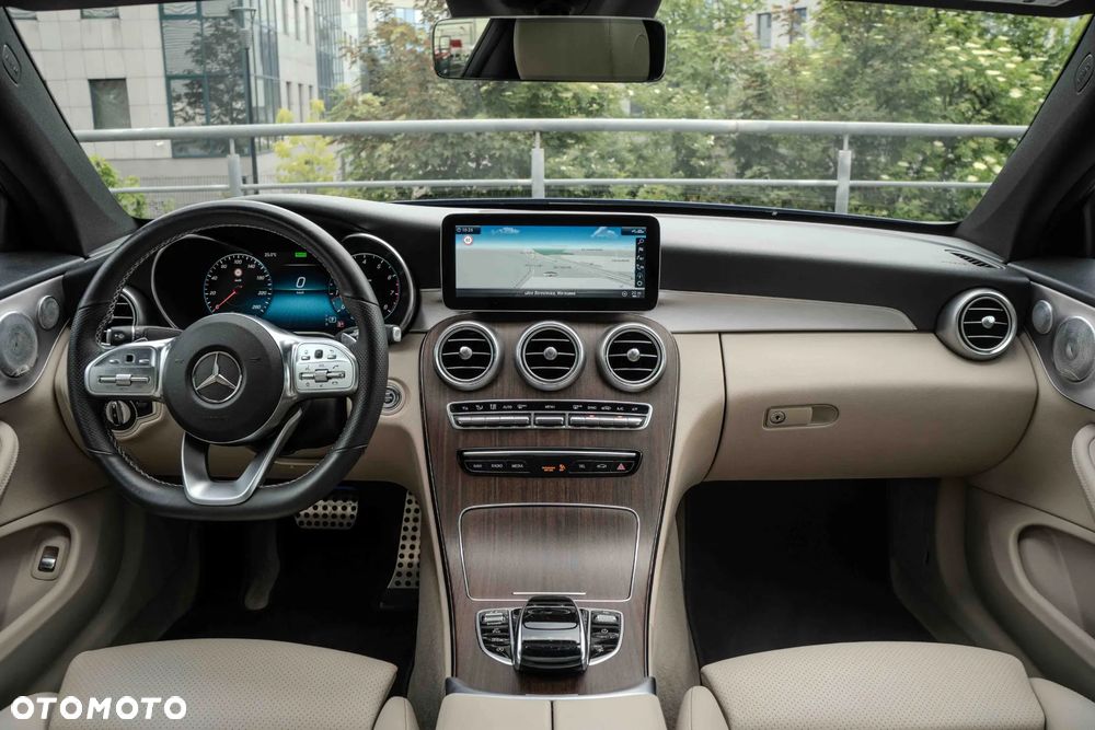 Mercedes-Benz Klasa C 200 4MATIC 9G-TRONIC - 3