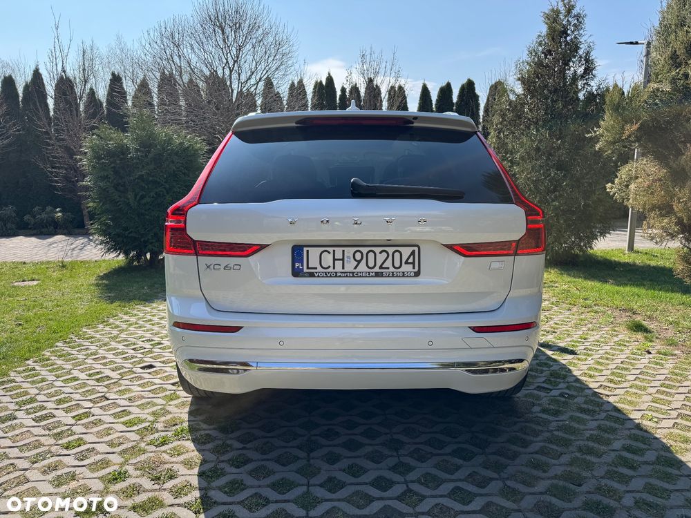 Volvo XC 60 T8 Plug-In Hybrid AWD Inscription - 8