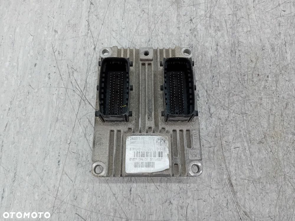 KOMPUTER, STEROWNIK FIAT GRANDE PUNTO 51784957 1.4 8V - 1