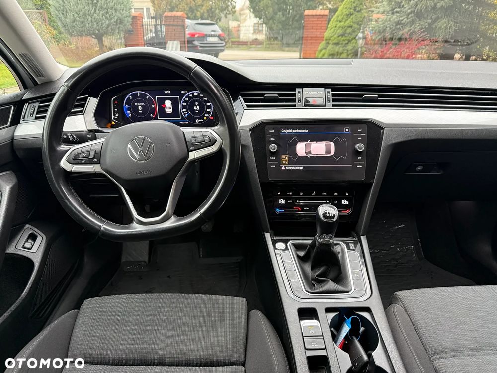 Volkswagen Passat 2.0 TDI EVO Business - 14