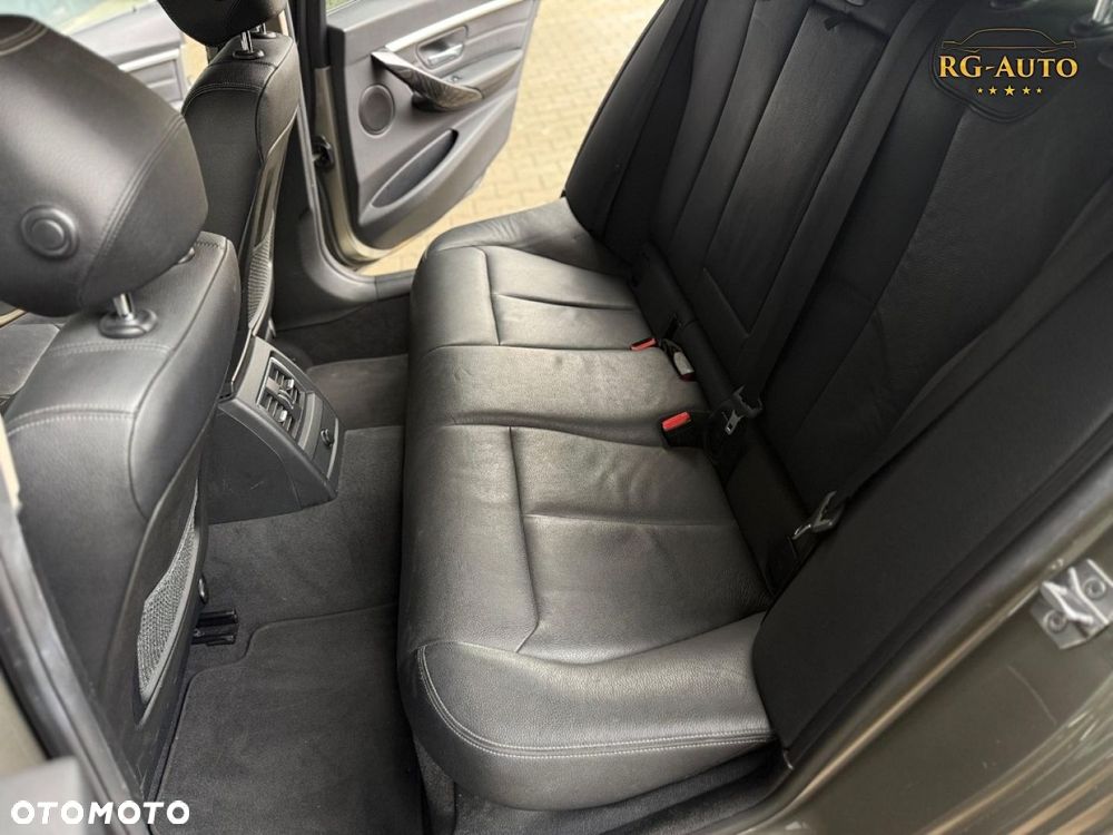 BMW Seria 3 - 28