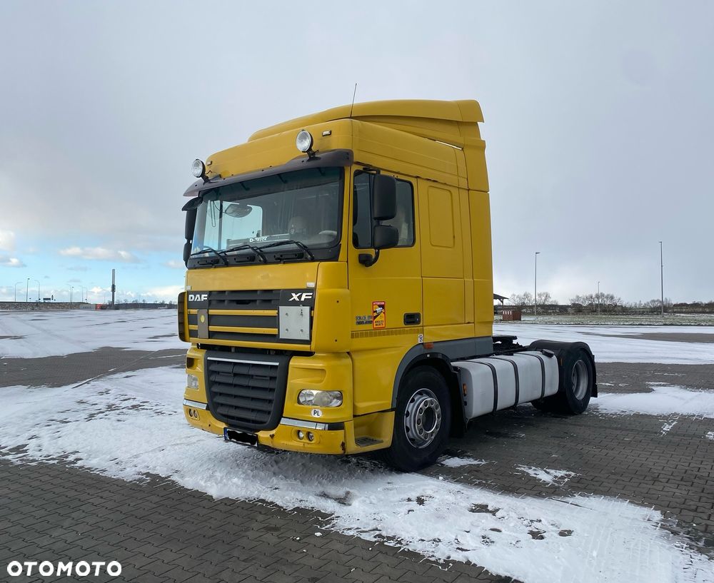DAF XF 105 / Manual / 2010 - 8