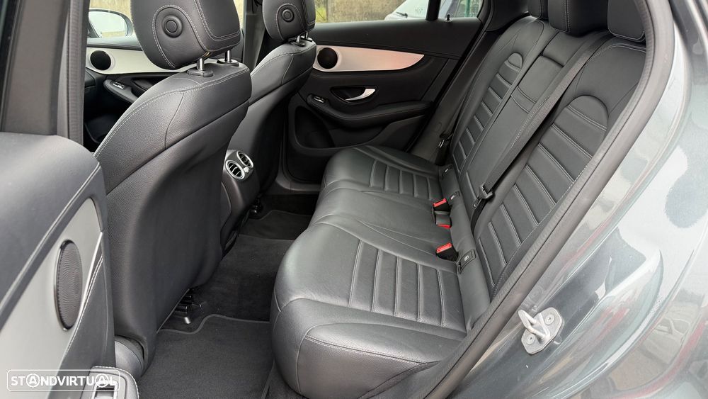 Mercedes-Benz GLC 220 d 4Matic 9G-TRONIC Exclusive - 26
