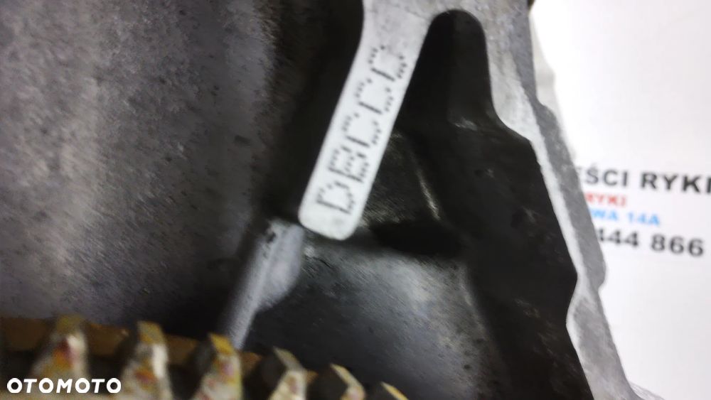 Honda Silnik 1.6 16V  D16V1 - 8