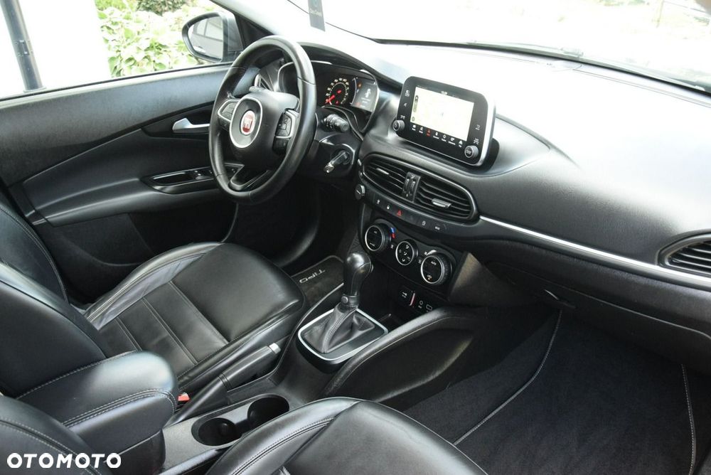 Fiat Tipo 1.6 MultiJet DCT Business Line - 34