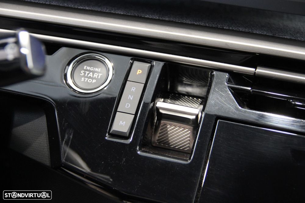 Peugeot 5008 1.2 Hybrid Allure e-DCS6 - 15