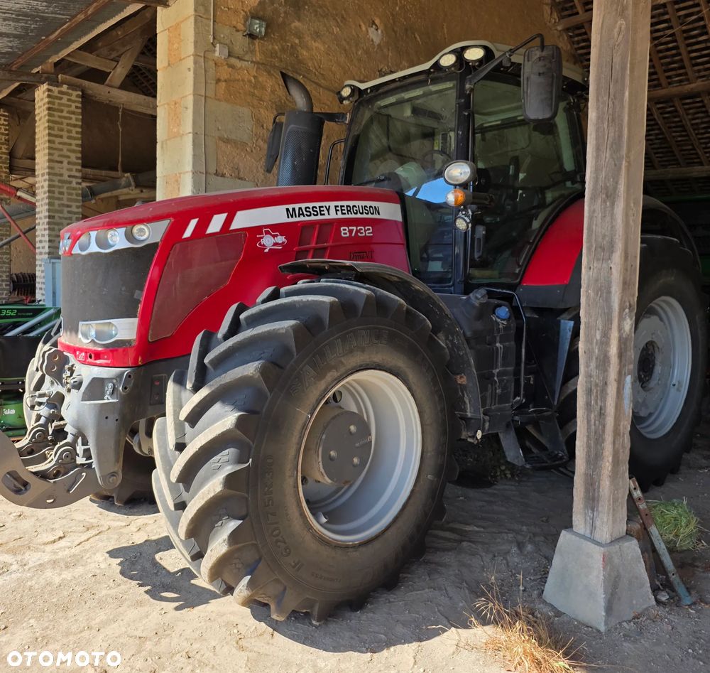 Massey Ferguson 8732 Dyna VT - 17