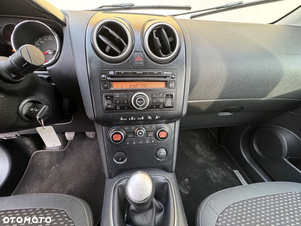 Nissan Qashqai - 12