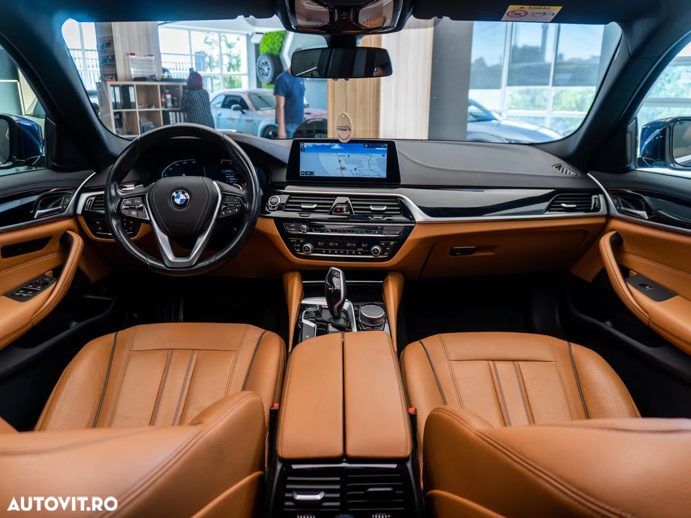BMW Seria 5 520d Aut. Luxury Line - 8
