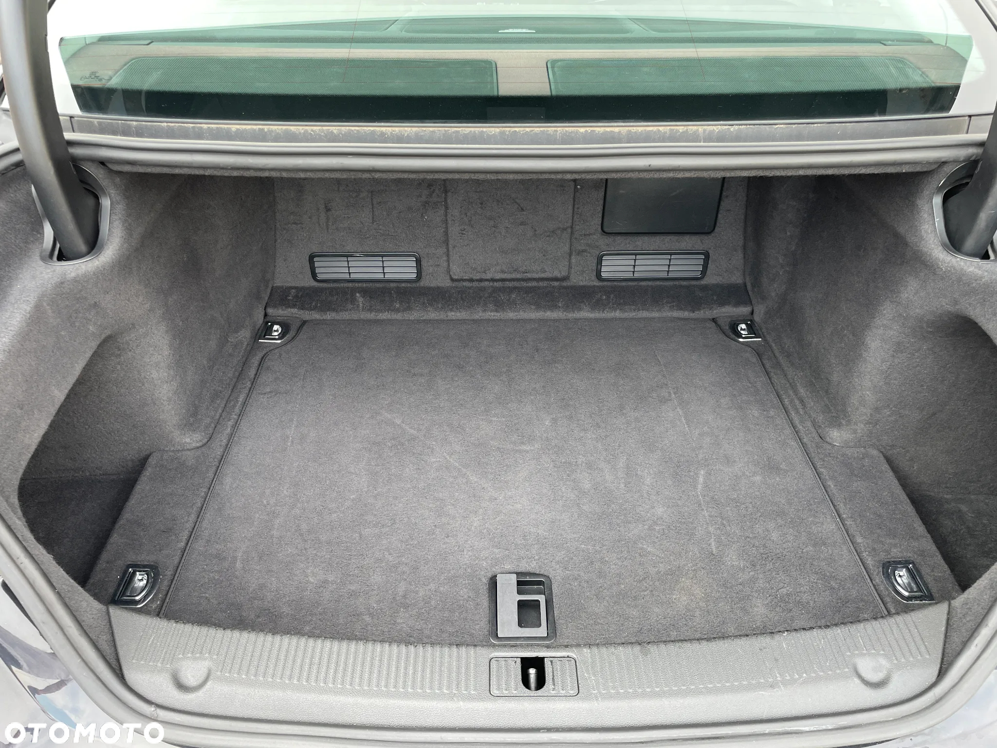 Audi A8 4.2 TDI L Quattro - 21