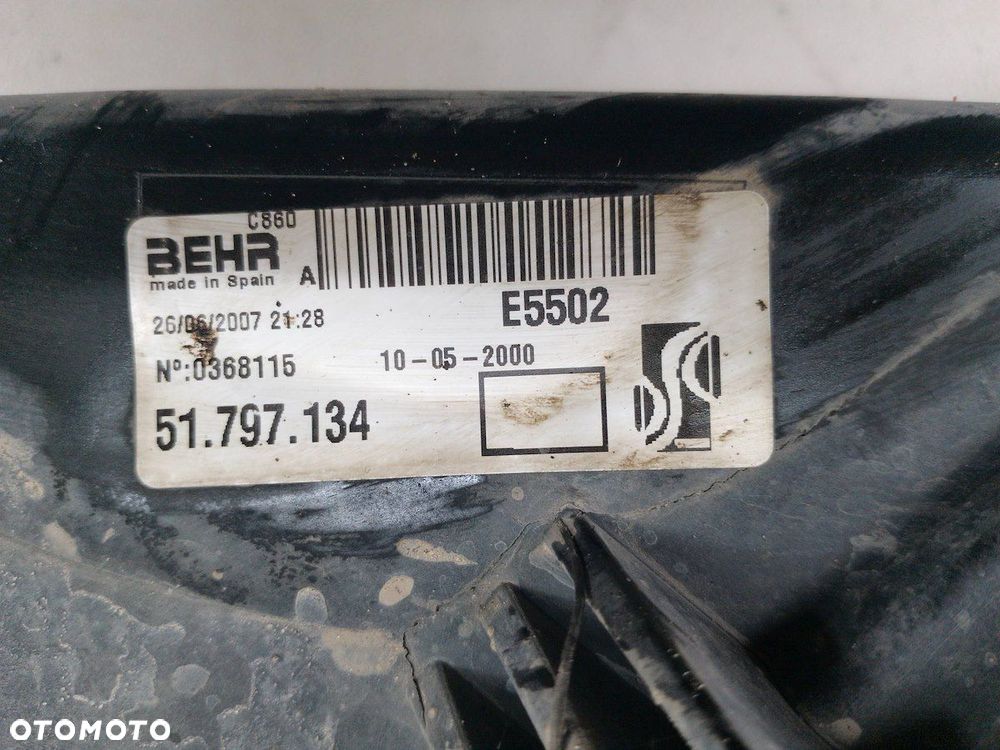 CHŁODNICA WODY Z WENTYLATOREM FIAT GRANDE PUNTO 1.4 BENZYNA 5480005 - 8