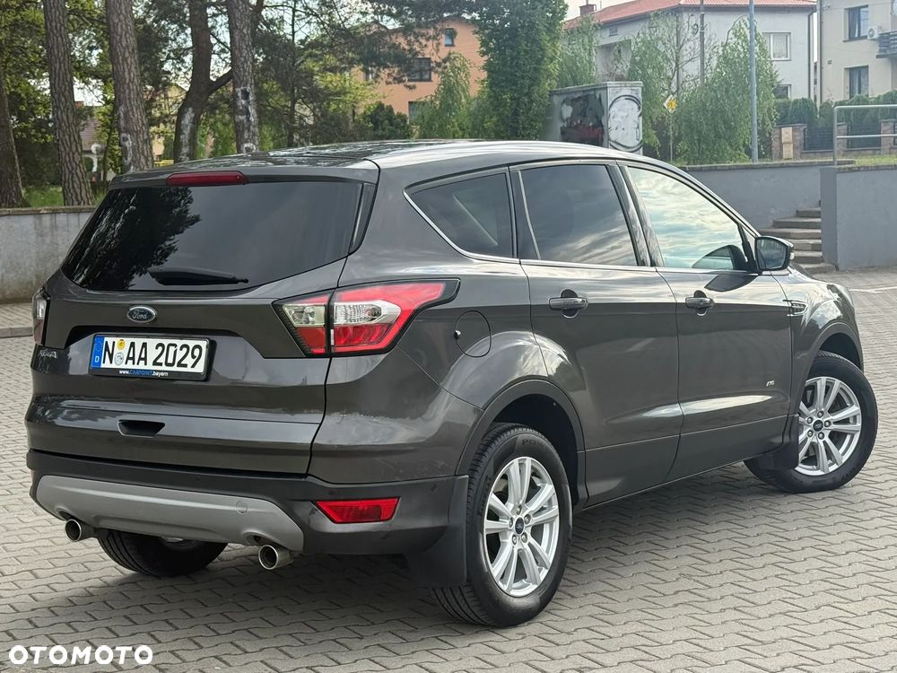 Ford Kuga 2.0 TDCi 4x4 Titanium - 16