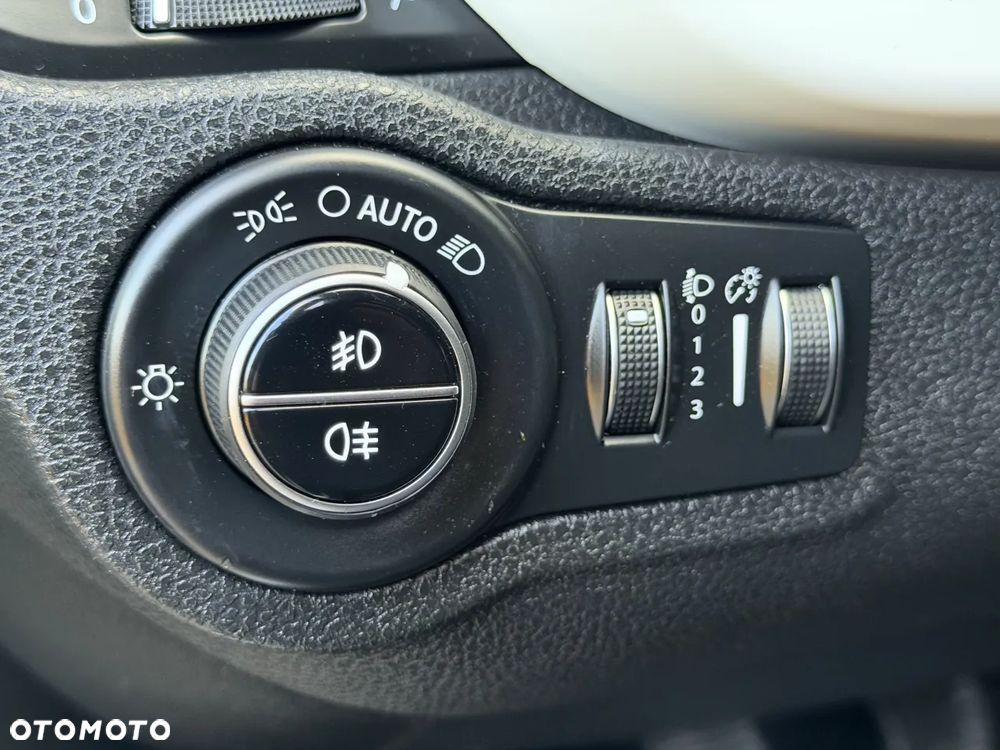 Fiat 500X 1.4 MultiAir Lounge - 33