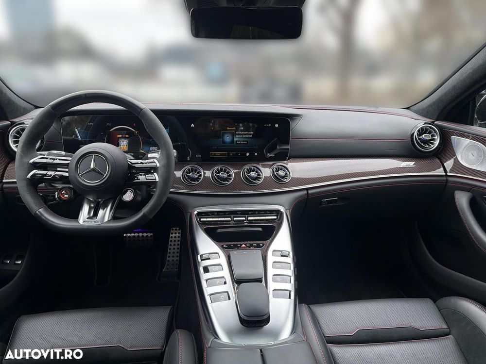 Mercedes-Benz AMG GT - 11