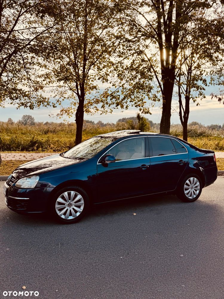 Volkswagen Jetta 2.5 - 1