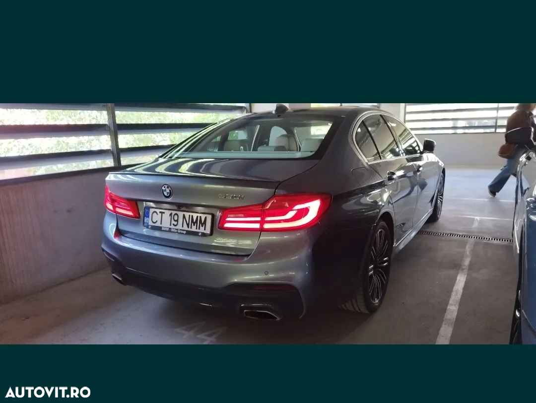 BMW Seria 5 530i AT - 2