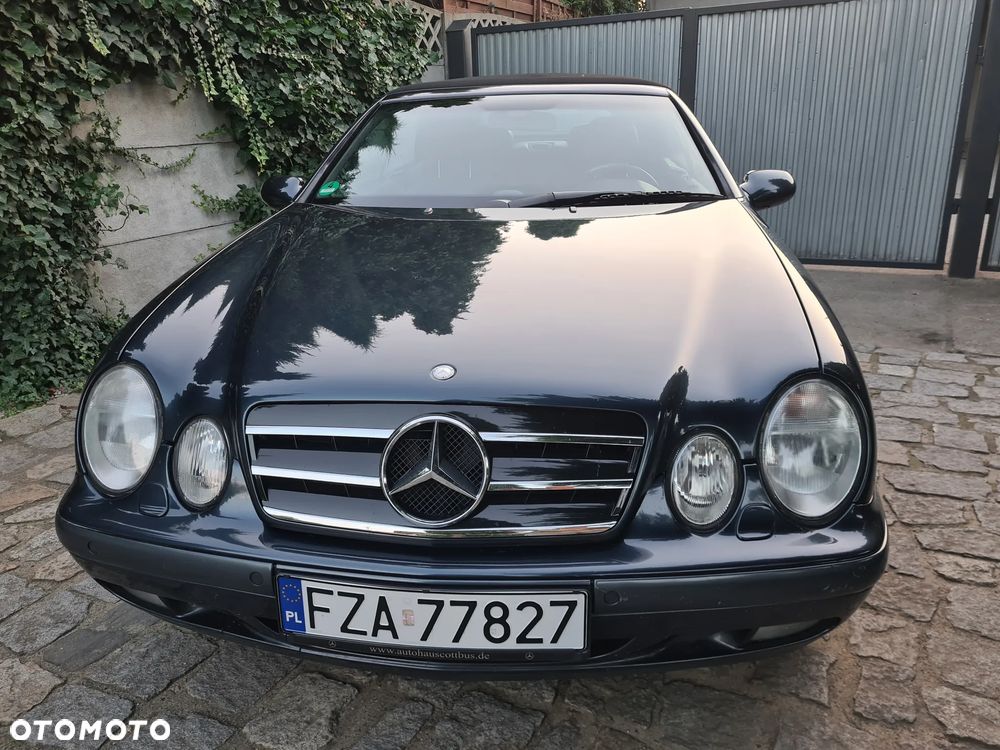 Mercedes-Benz CLK - 13