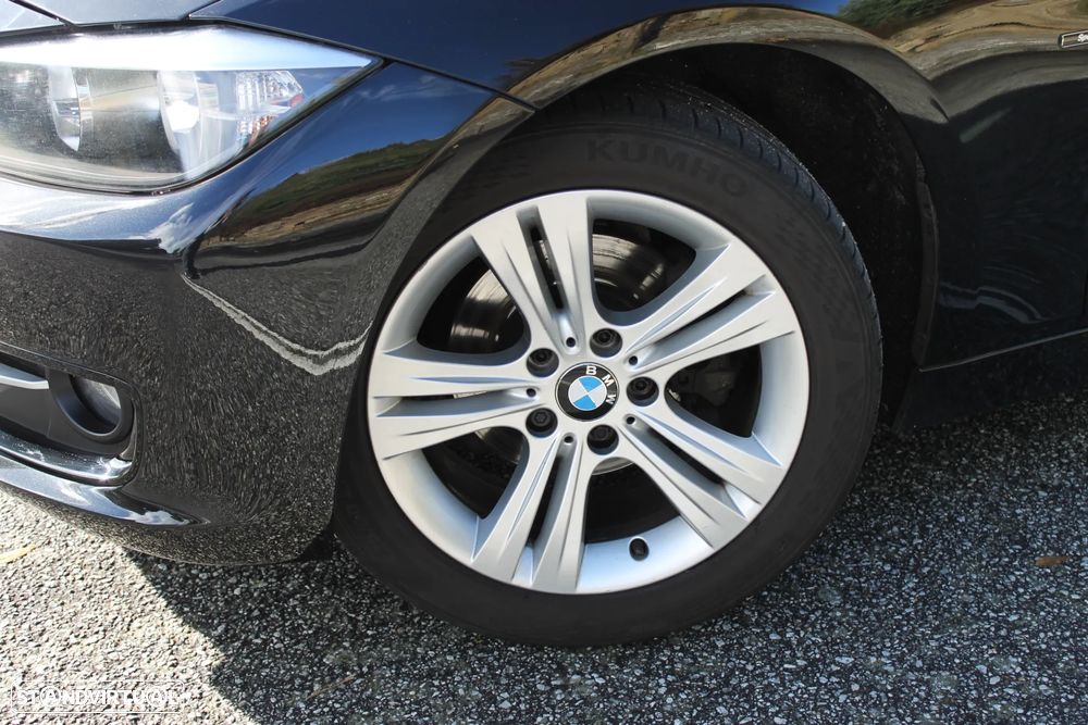 BMW 318 d Touring Line Sport - 18