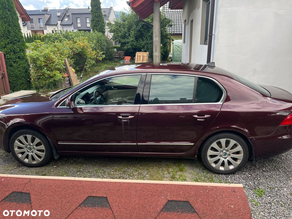 Skoda Superb 2.0 TDI Elegance - 10