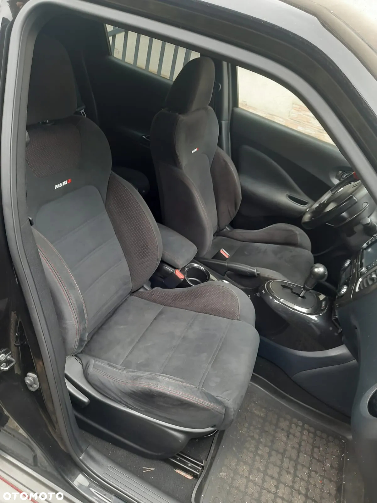 Nissan Juke 1.6 DIG-T Nismo RS 4WD Xtronic - 8