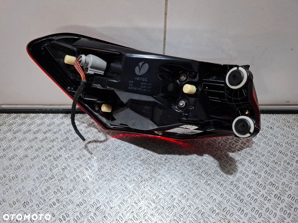 Lampa LED w błotnik prawy tył Audi A3 (sedan)  R 2022 nr 8Y0945208 - 4